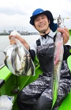【釣果速報】東京都ミナミ釣船のマダコリレー船は朝イチから絶好調！午後からはタチウオも楽しめる大満足の釣行に！
