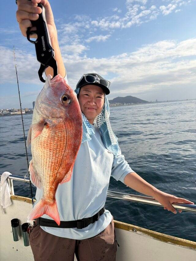 【釣果速報】兵庫県海蓮丸で良型マダイゲット＆合計51匹！活性上々で豪華なゲストが釣れる最高のシーズンに突入！