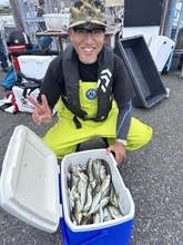 【釣果速報】東京都船宿まる八で良型アジのアタリ続く！26cmの食べ頃サイズも！家族や友達との釣りにもおすすめのターゲットです！