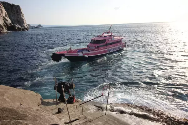 「聖地・高知県沖の島でデカグレハンター・北村憲一がプロトロッドで挑む「口太グレ」」の画像
