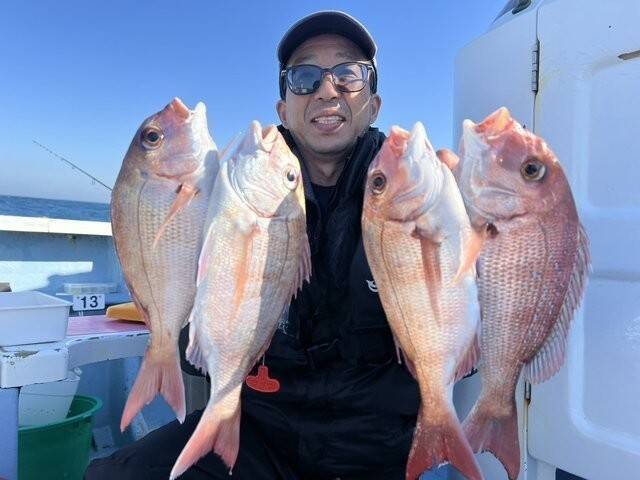 【釣果速報】千葉県梅花丸でマダイ大漁！アタリ爆発でトップは25匹！急いで乗船予約しよう！