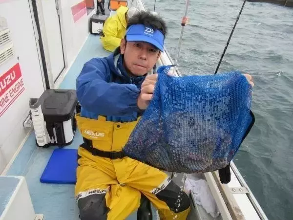 【釣果速報】神奈川県長崎屋でキロ級マダコのラッシュ到来！空前絶後のマダコウェーブに乗っかるなら今！