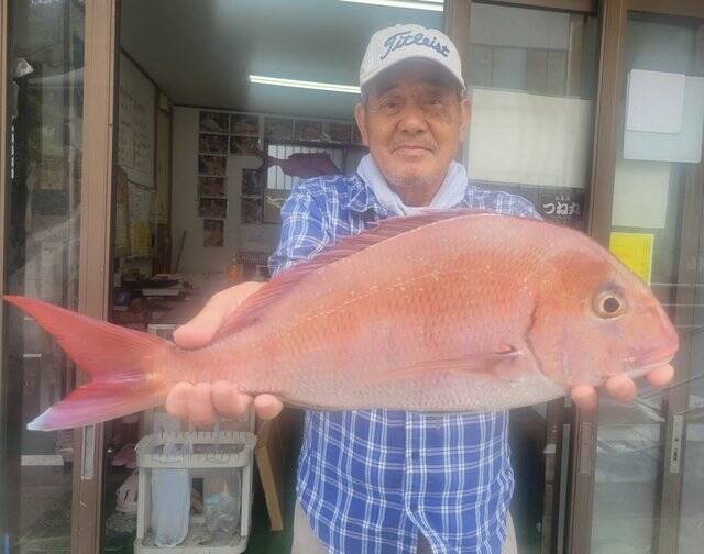 【釣果速報】神奈川県つね丸で6.15kgの迫力マダイゲット！アジ・キントキ・オジサンなども釣れて好調！この勢いに乗らなきゃ損！