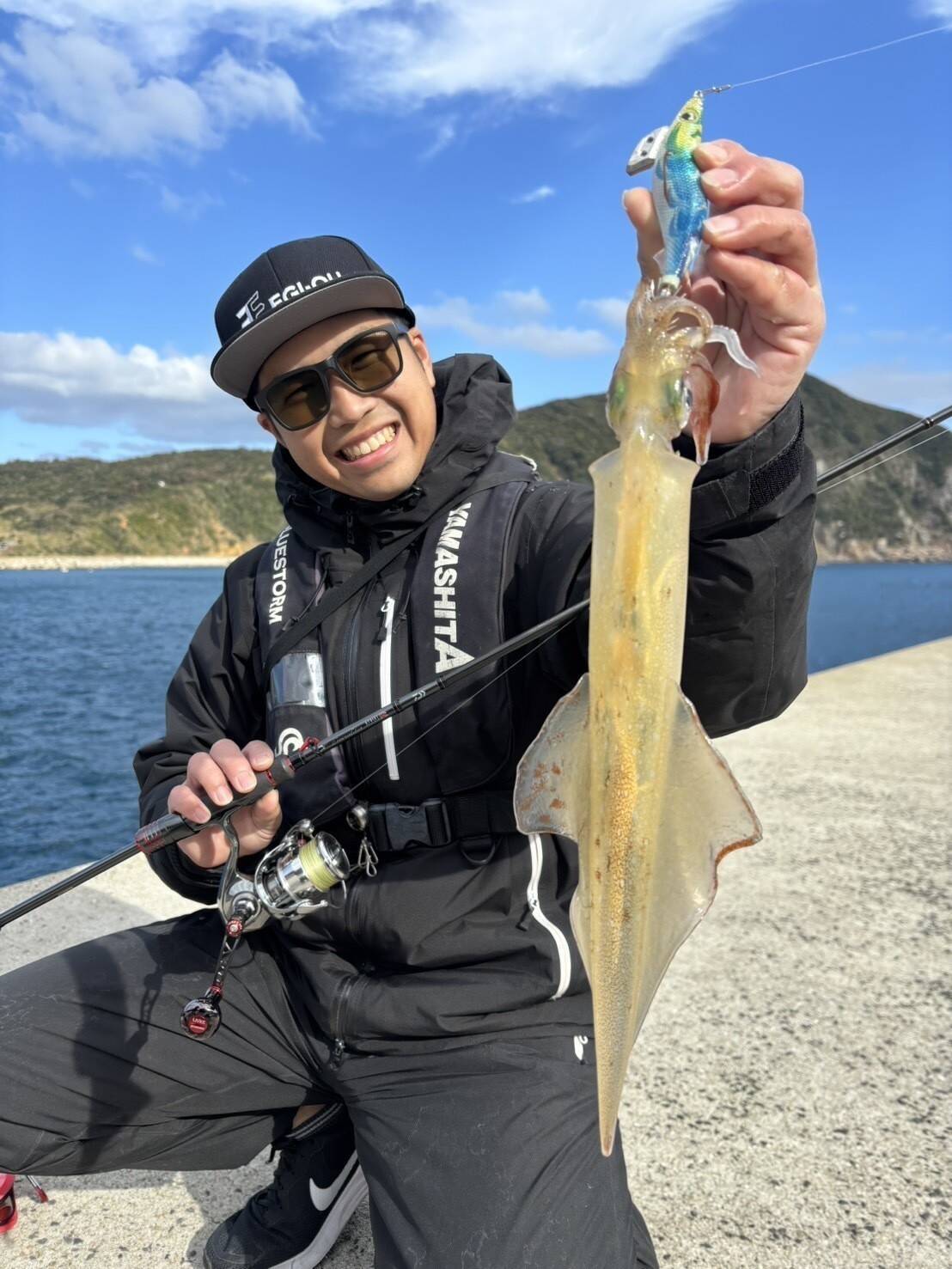 冬もアオリイカは釣れる！！冬エギングの攻略法をエギング大好きヤマシタスタッフ木原がご紹介！！