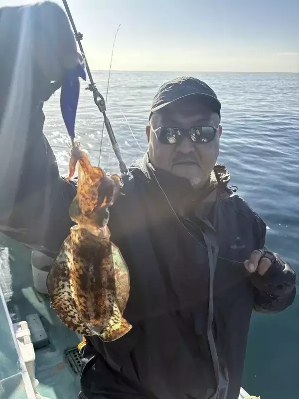 「【釣果速報】神奈川県藤八丸で1.00kgのアオリイカゲット！実績“お墨付き”の船で高級イカをゲットしよう！」の画像
