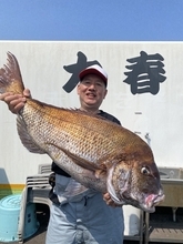 【釣果速報】茨城県大春丸で驚異の8.42kgマダイゲット！自己最高記録の大鯛を狙うなら大春丸に乗船しよう！