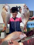 「【釣果速報】茨城県大春丸で驚異の8.42kgマダイゲット！自己最高記録の大鯛を狙うなら大春丸に乗船しよう！」の画像3