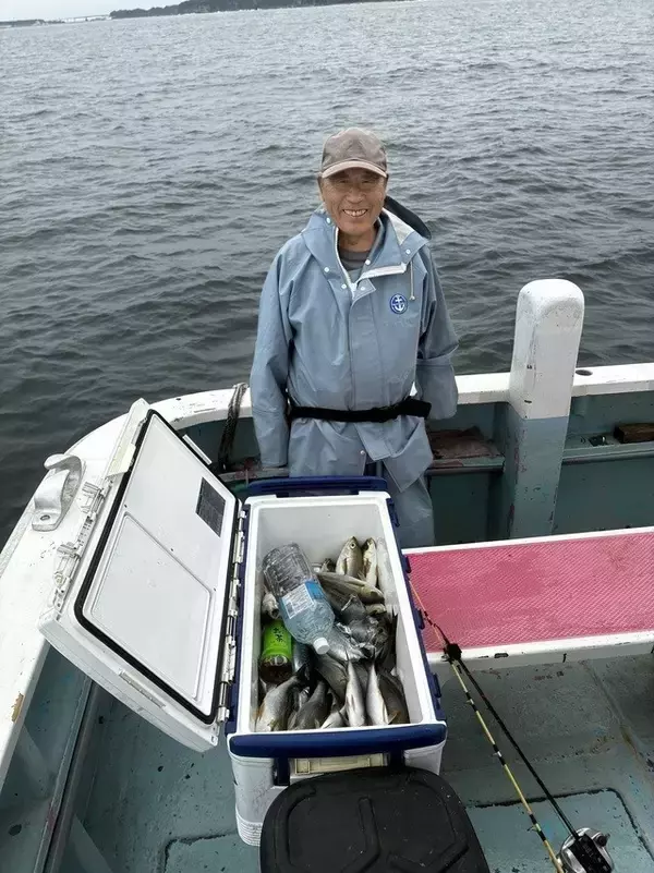 「【釣果速報】35cmのデカイサキをキャッチ！神奈川県正海丸の船長が厳選したポイントで人生最大のイサキを捕まえよう！」の画像