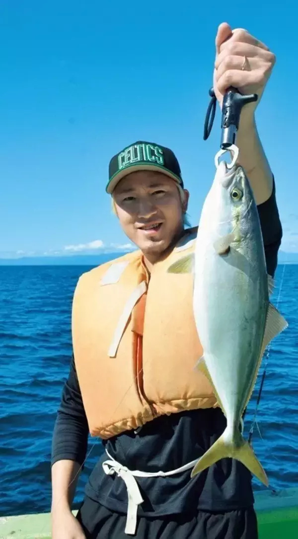 「秋はイナダ＋多彩な魚種　腰越沖のウイリー五目盛況」の画像