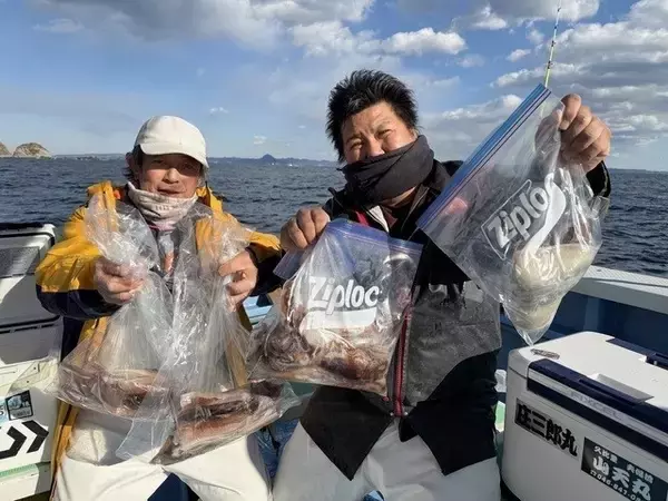 【釣果速報】スルメイカ続々ヒットでお土産いっぱい！あなたも神奈川県大松丸で食べ頃サイズを狙おう！