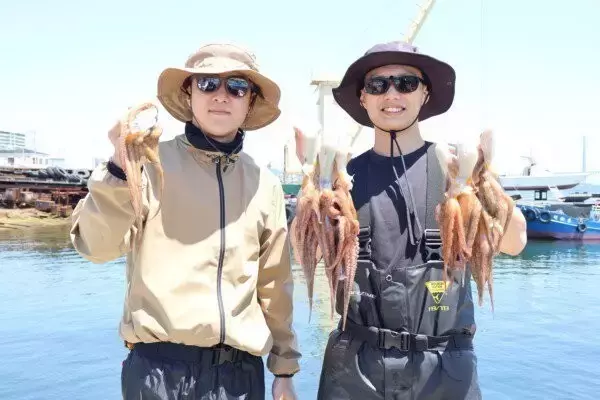 【釣果速報】兵庫県魚英でマダコGET達成！0.60kgの良型タコも！好調の今、ぜひ乗船予約を！