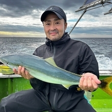 【釣果速報】神奈川県愛正丸でアジ・ワラサ・ヒラメをキャッチ達成！数も型も大満足の釣行へGO！