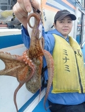 【釣果速報】東京都ミナミ釣船でメーター級のタチウオGET！マダコ・アジも好調！？良型揃いで今後にも期待！
