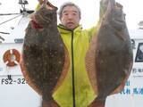 「【釣果速報】巨大88cmの座布団出る！大型交じり食い順調のヒラメは福島県つりエサ豊漁で狙いに行こう！」の画像1