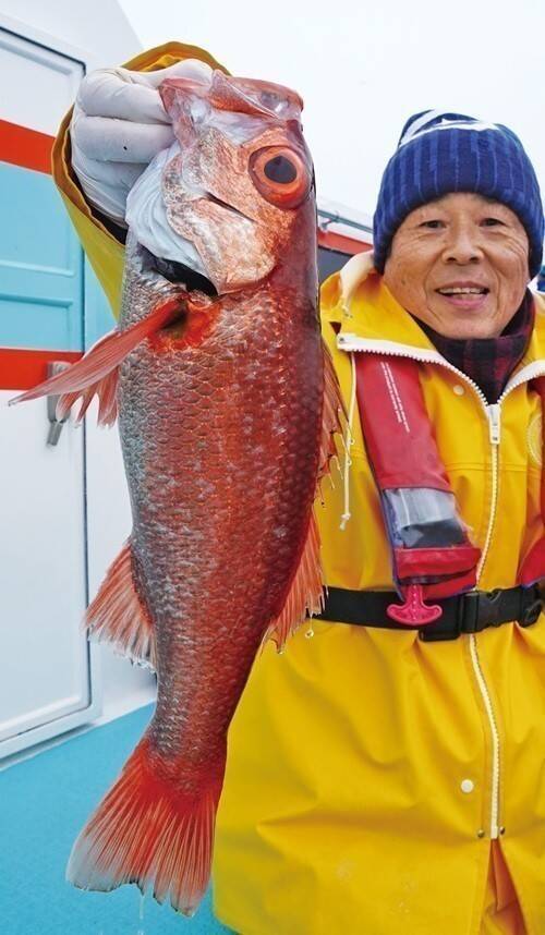 犬吠埼沖のアカムツ好スタート　クロムツ交じりで土産十分！！