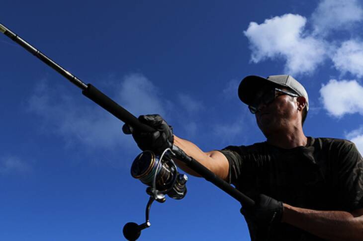 アウトレイジは22年新発売のオフショアジギング キャスティングを楽しめるハイスタンダードロッド 22年2月28日 エキサイトニュース