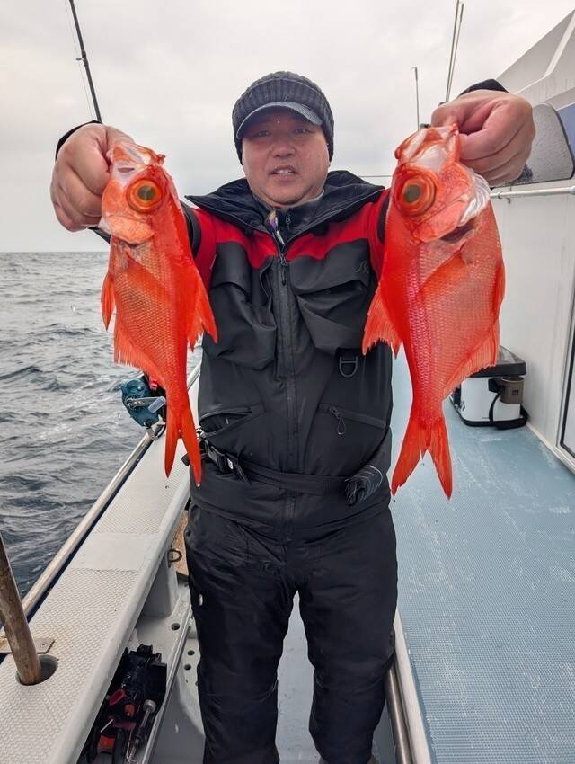 【釣果速報】クーラーボックスが真っ赤っ赤！良型キンメダイ好調でお土産キープ！神奈川県太郎丸の勢いに今後も期待大！