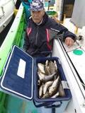 「【釣果速報】神奈川県せどおと丸でイサキ好調！TOP110匹！質も量も大満足の釣行を楽しもう！」の画像2