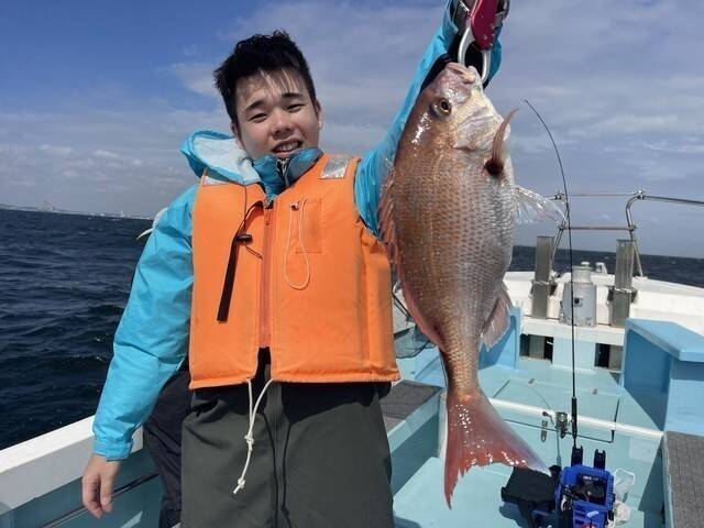 【釣果速報】神奈川県村本海事でマダイ絶好調！全員GETでボウズなし！初心者アングラーもお土産どっさりの釣行になりますよ！