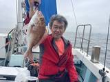 「【釣果速報】神奈川県村本海事で1.80kgの良型マダイをゲット！多彩なゲストも見え釣行は大充実！」の画像3