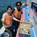 「【釣果速報】初心者さんも速攻ヒットで大盛りあがり！！神奈川県成銀丸で質も量も大満足のマアジ釣行を楽しもう！」の画像3