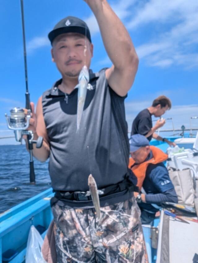【釣果速報】千葉県林遊船で48cmクロダイゲット！良型シロギスも大漁で大満足の釣果に！乗船するなら今でしょ！