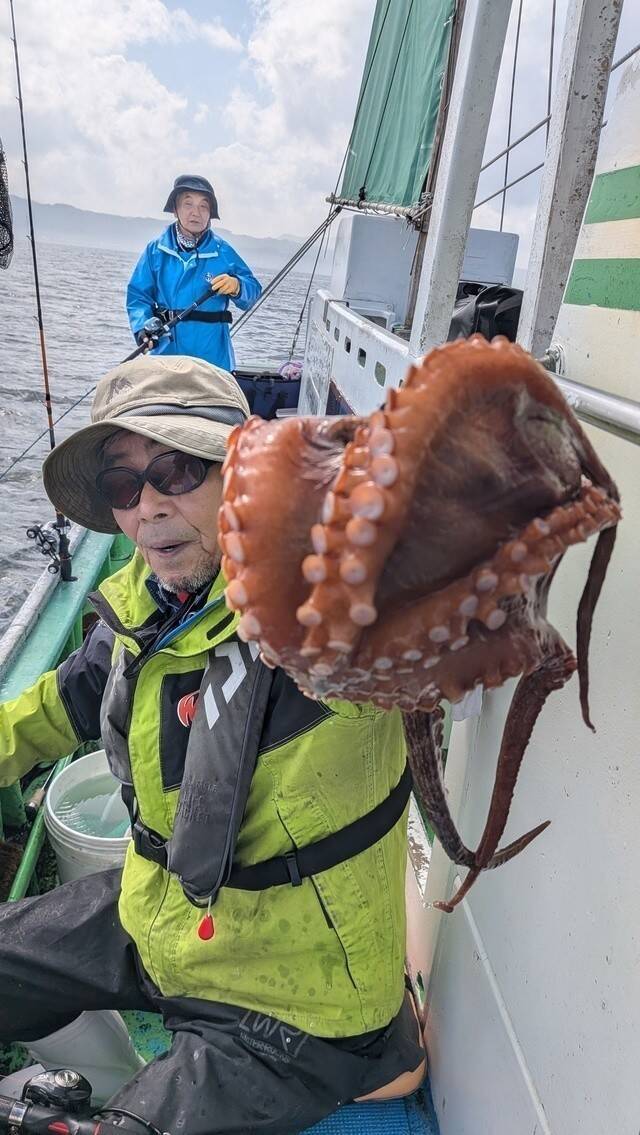 【釣果速報】千葉県フィッシュオン大勝でアジ・マダコ好調！タコ船中16杯！質も量も大満足の釣行を楽しもう！