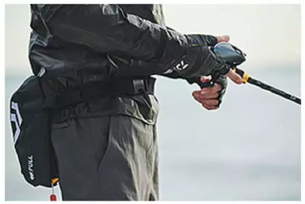 「DF-2321は2021年新発売のウォッシャブルライフポーチ！自動・手動で膨脹するライフジャケット」の画像