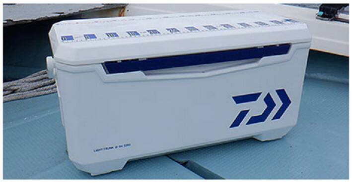 好評のCPメジャーステッカーに2021年追加サイズが登場！クーラーボックスに貼って魚のサイズを測ろう