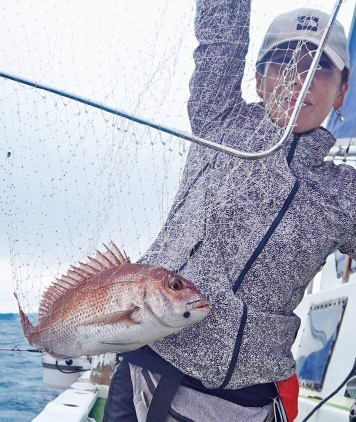 近場＆浅場で驚愕の光景　八景沖のコマセダイは数＆型とも大満足！