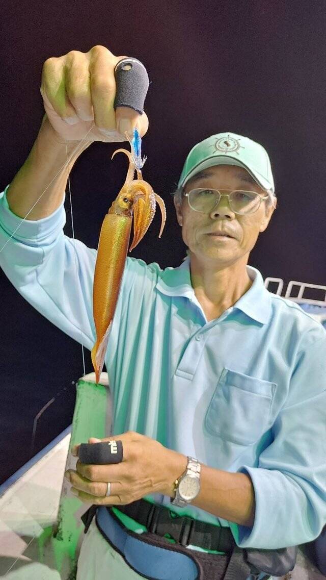 【釣果速報】茨城県幸栄丸のムギイカ釣行で竿頭が驚愕の294匹キャッチ達成！数も型も大満足の釣行へGO！