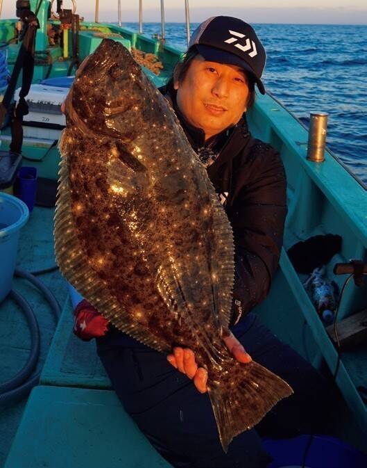 全面解禁のヒラメ釣り　懐かしの長竿も大活躍で最後にはやっちまったぜ！