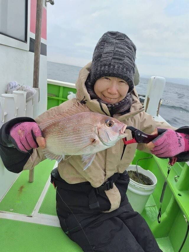 【釣果速報】アジにマダイ、シロアマダイと多彩な魚種で船内がカラフルに！あなたも神奈川県庄治郎丸で大興奮の釣行を味わおう！