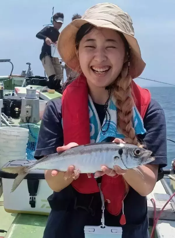 「【釣果速報】神奈川県愛正丸で6.50kgの巨大ワラサ釣れる！まるまる太ったアジもキャッチ！順調にサイズアップしている青物をキャッチしに行こう！」の画像