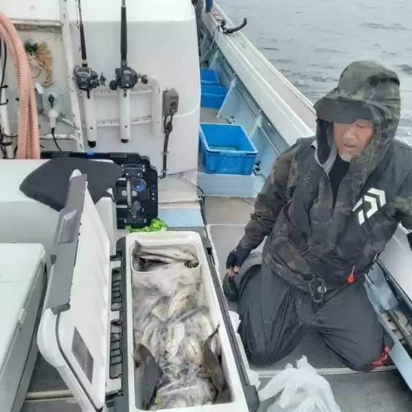 【釣果速報】良型イサキがクーラーにぎっしり！福岡県明石丸で質も量も大満足の釣行を楽しもう！