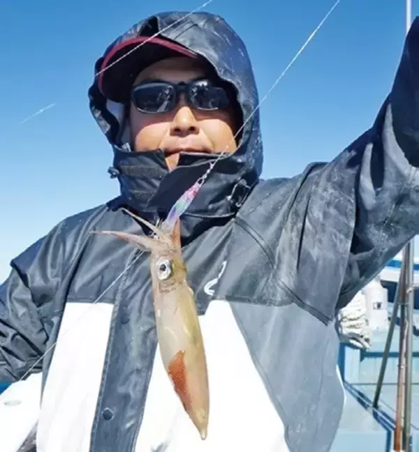 「今年はちょっとテクニカル！？深場マルイカ城ヶ島沖でスタート」の画像