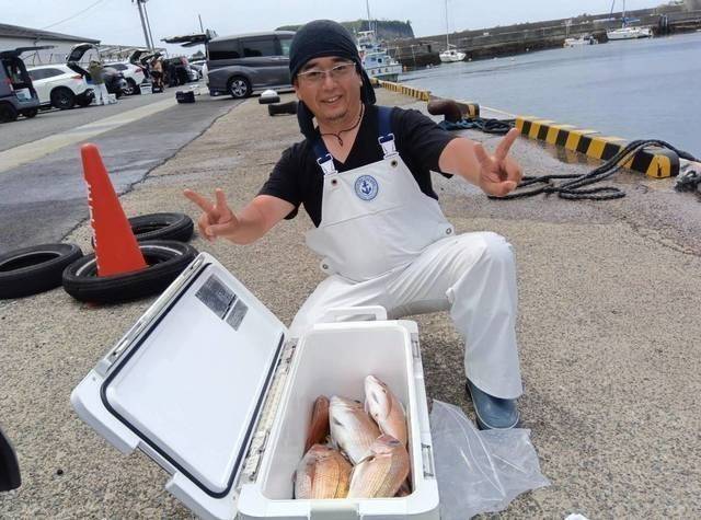 【釣果速報】千葉県利八丸で2.80kgのマダイをキャッチ！今すぐ楽しい釣行に出かけよう！