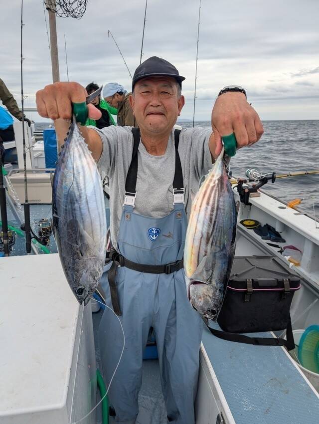 【釣果速報】神奈川県太郎丸で30.00kgクラスのキハダマグロGET！良型ホンガツオも勢ぞろいで船上のテンションはMAX！