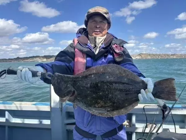 【釣果速報】千葉県優光丸で3.50kgの良型ヒラメゲット！釣りスキルを着実に伸ばしてくれる船長は釣り人からの信頼大！