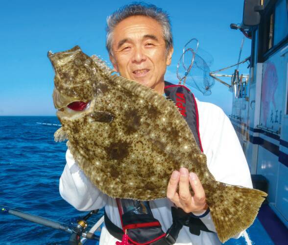 浅場で連発＆全員安打！飯岡沖の夏ビラメ好期へ
