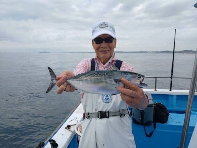 【釣果速報】神奈川県海楽園でショゴ最大40cmヒット！イサキも良型を続々キャッチ！今すぐ乗船してこの波に乗ろう！