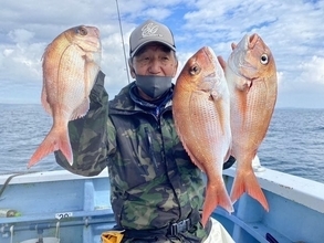 【釣果速報】千葉県梅花丸でマダイ・ハナダイ・カサゴなどキャッチ！大型ハナダイの活性はよくコンスタントに釣れてる模様です！