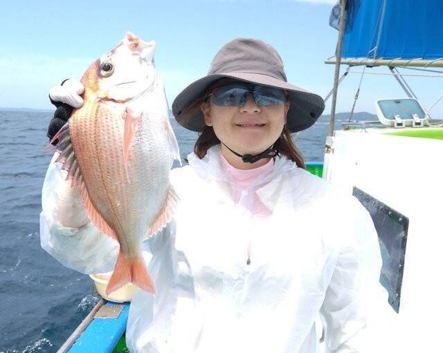 【釣果速報】神奈川県佐島海楽園でイサキ好調！おいしいサイズのマアジも！人気魚種とたくさん出会える釣行はいつも大好評！