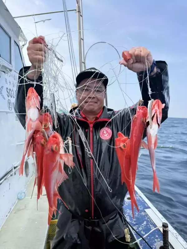 【釣果速報】静岡県南伊豆忠兵衛丸でキンメダイが超快釣！サイズも1.40kgと釣りごたえバッチリ！ゴールデンウイークは良型キンメダイを狙いに行きませんか？