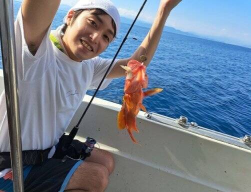【釣果速報】静岡県プラネットマリンで大型アカハタ爆裂ヒット＆サバ入れ食いで釣り初体験のお客さんもニッコリ！船釣りデビューするならココに決まり！