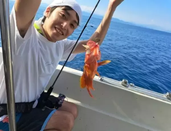 「【釣果速報】静岡県プラネットマリンで大型アカハタ爆裂ヒット＆サバ入れ食いで釣り初体験のお客さんもニッコリ！船釣りデビューするならココに決まり！」の画像