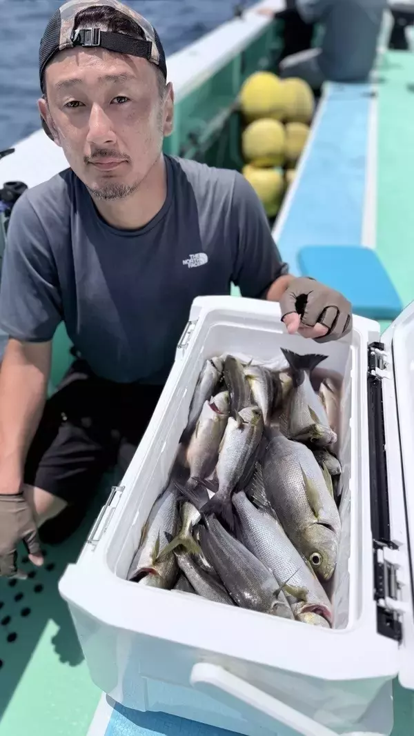 「【釣果速報】神奈川県瀬戸丸でイサキ好調！竿頭は98匹！人気魚種の数釣りを楽しもう！」の画像
