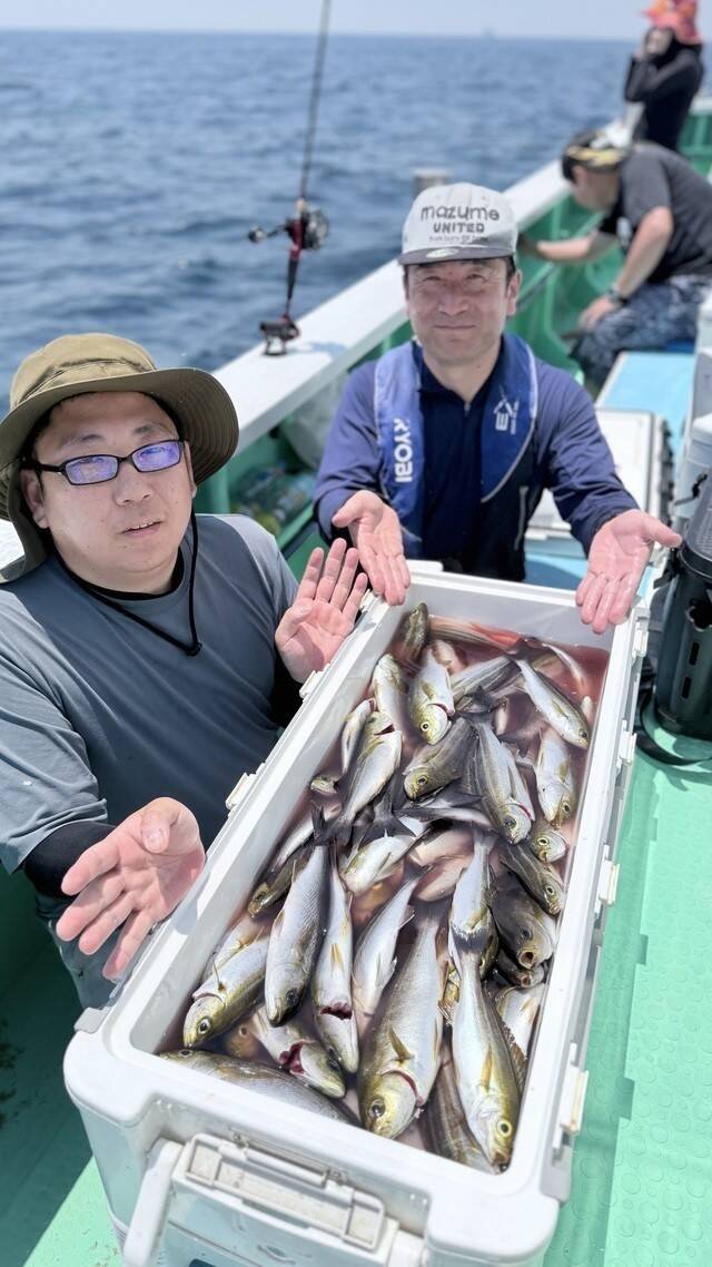 【釣果速報】神奈川県瀬戸丸でイサキ好調！竿頭は98匹！人気魚種の数釣りを楽しもう！