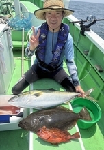 【釣果速報】神奈川県あまさけや丸でブリ・ヒラメ・アジなどGET！ゲストも多種多様！充実の釣行をお約束します！