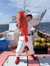 【釣果速報】格闘シーンは迫力満点！静岡県南伊豆忠兵衛丸で38.30kgのアブラボウズを見事GET！！その味を一度知ってしまうと虜になるかもしれません！